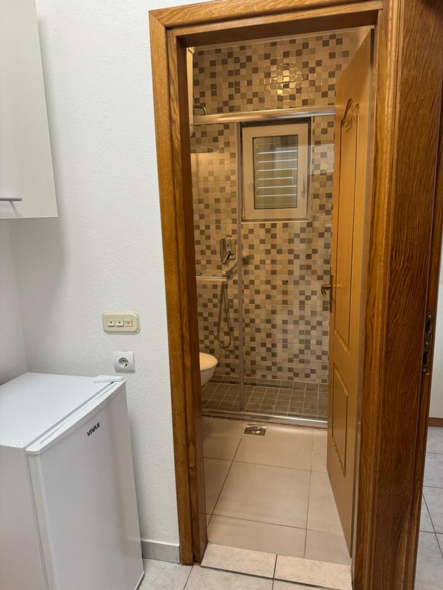 House 100M From The Beach With Free Parking And Breakfast Baska Voda Exterior photo