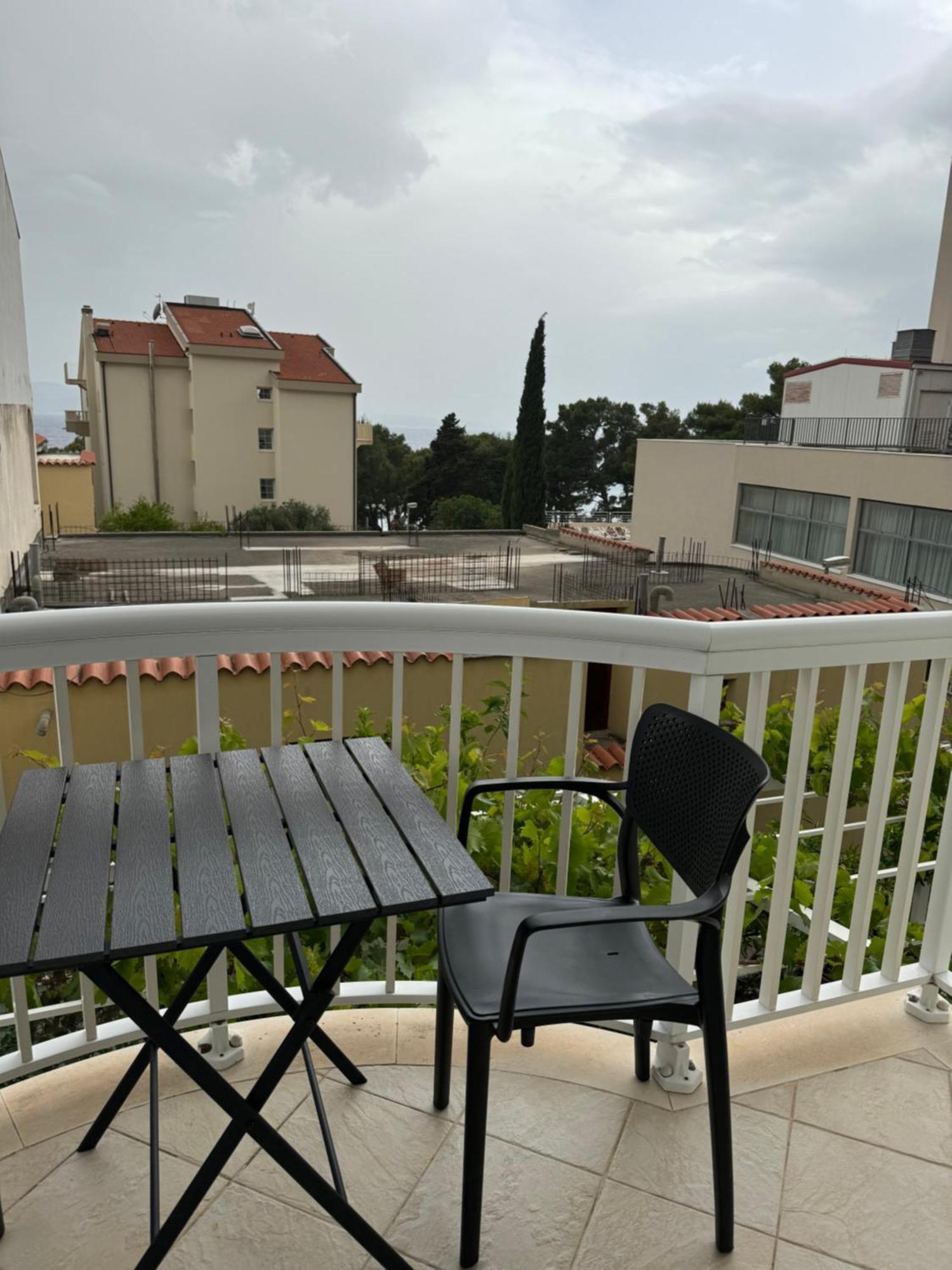 House 100M From The Beach With Free Parking And Breakfast Baska Voda Exterior photo