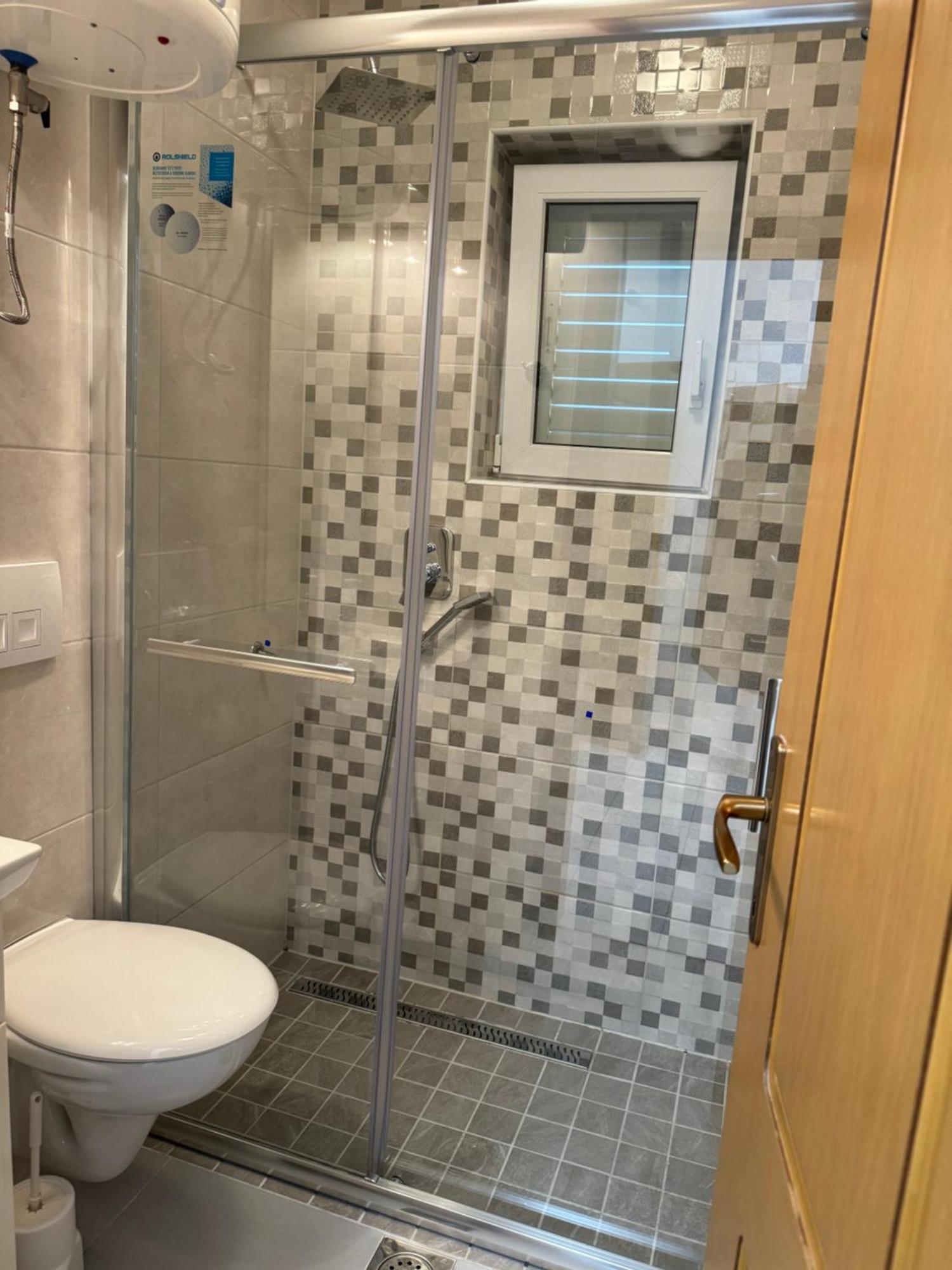 House 100M From The Beach With Free Parking And Breakfast Baska Voda Exterior photo