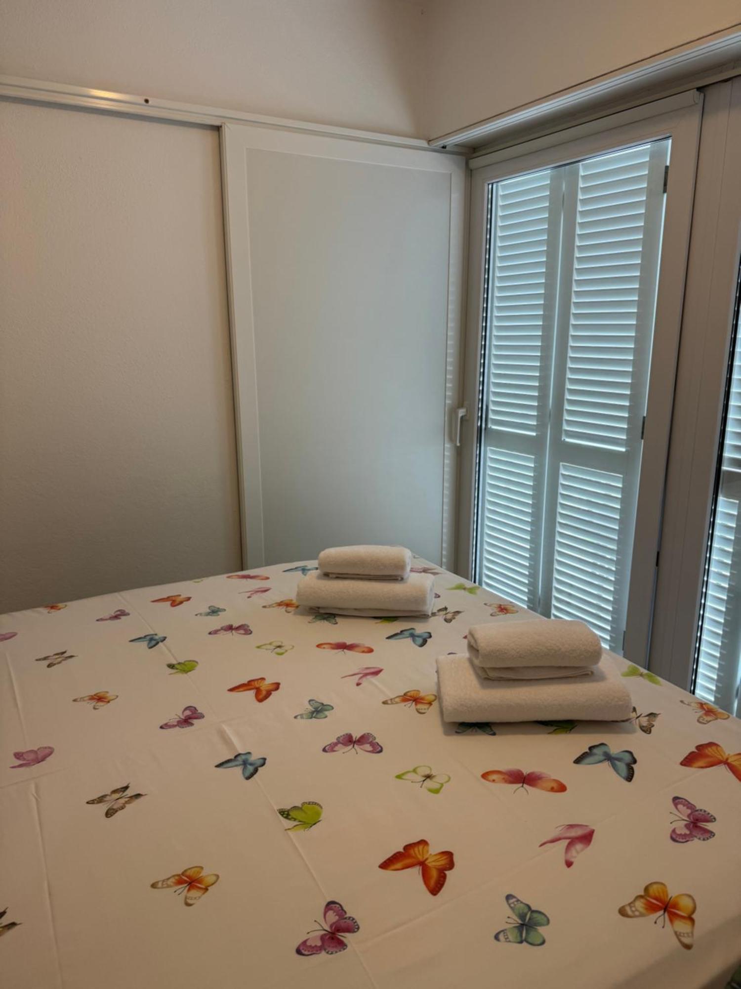House 100M From The Beach With Free Parking And Breakfast Baska Voda Exterior photo