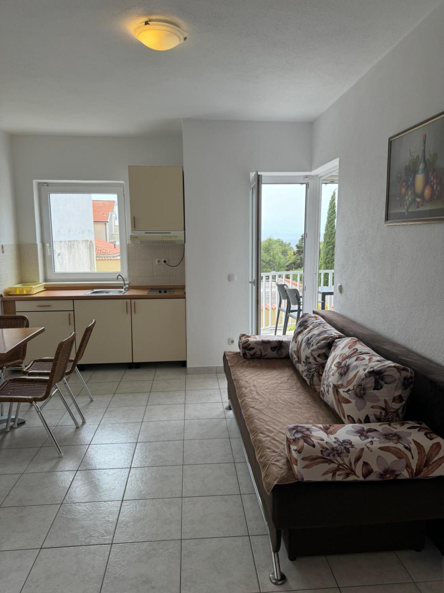 House 100M From The Beach With Free Parking And Breakfast Baska Voda Exterior photo